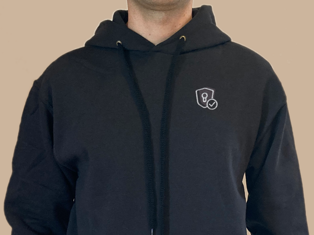 Privacy Guides hoodie (black)