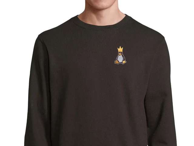 Tux with crown sweatshirt (black)